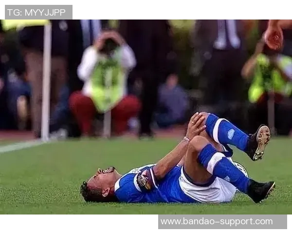 老梁体育足球评书带你领略绿茵场上的传奇故事与精彩瞬间